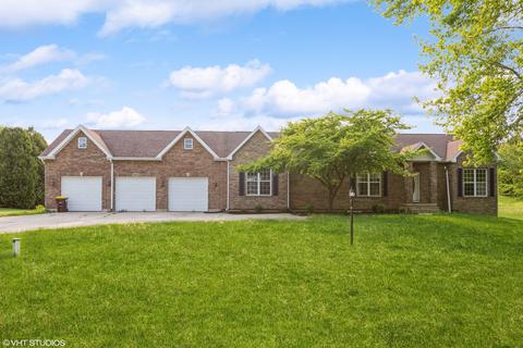 2301 Mustang Trl, Woodstock, IL 60098