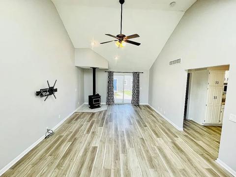 407 W 3rd St, Byron, IL 61010 photo 10