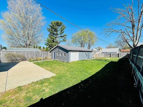 407 W 3rd St, Byron, IL 61010 photo 23