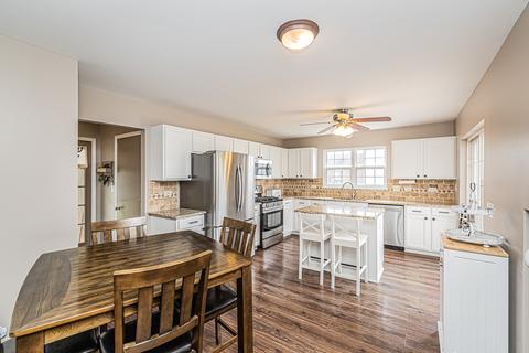 1711 Courtwright Dr, Plainfield, IL 60586 photo 8