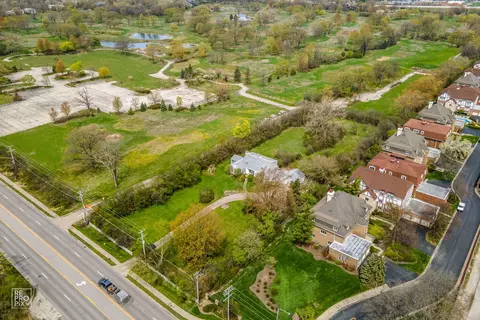 820 Dundee Rd, Northbrook, IL 60062 photo 2