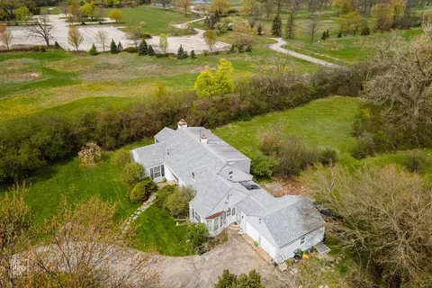 820 Dundee Rd, Northbrook, IL 60062 photo 11