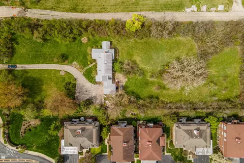 820 Dundee Rd, Northbrook, IL 60062 photo 7