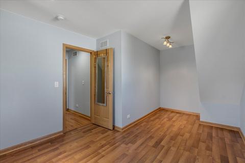 6912 Garden Ln, Bridgeview, IL 60455 photo 16