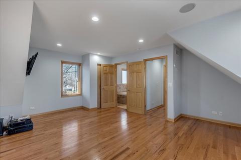 6912 Garden Ln, Bridgeview, IL 60455 photo 12