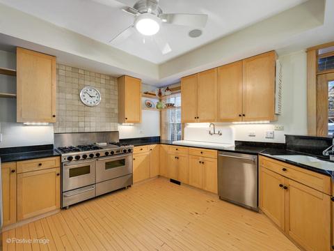 655 W Buckingham Pl, Chicago, IL 60657 photo 14