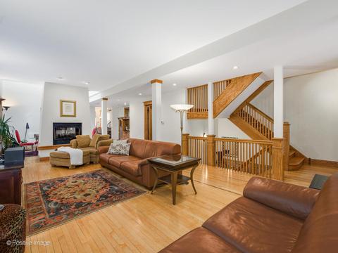 655 W Buckingham Pl, Chicago, IL 60657 photo 5