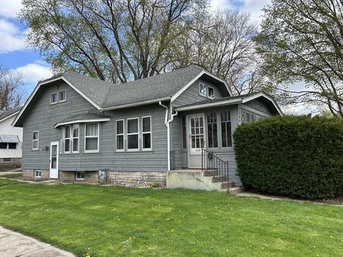 2304 E State St, Rockford, IL 61107 photo 1