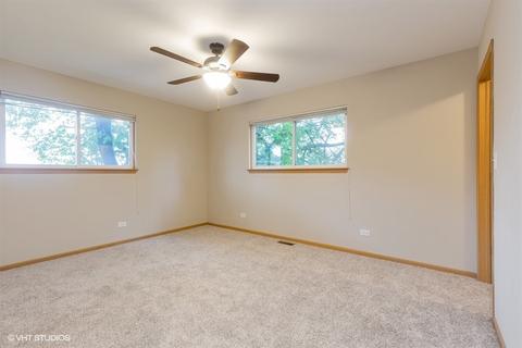 7540 Heritage Ct, Summit, IL 60501 photo 10