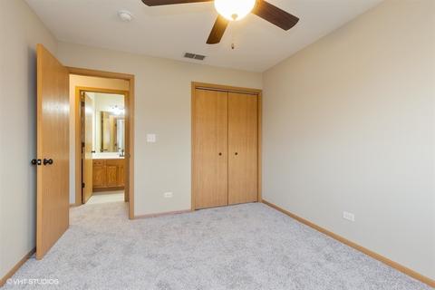 7540 Heritage Ct, Summit, IL 60501 photo 15
