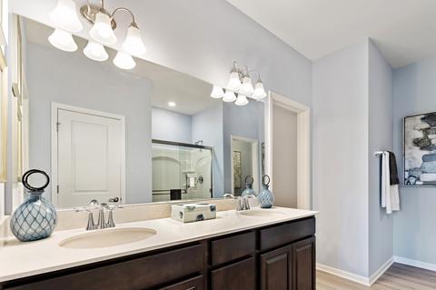 122 Hedgerow Dr, Elgin, IL 60124 photo 9