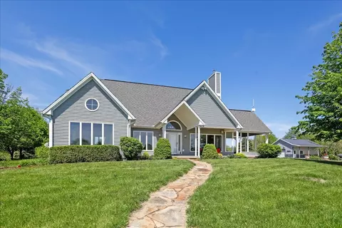 2669 Private Access 374 E, Mahomet, IL 61853