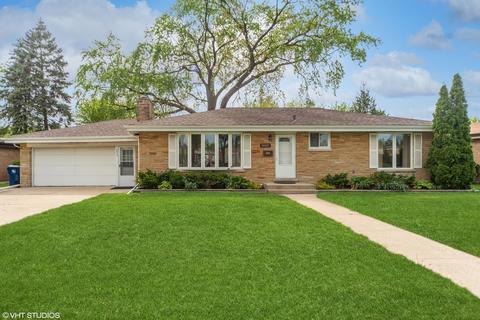 2626 Sarah St, Franklin Park, IL 60131