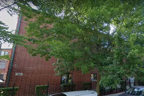 1928 S Wells St #1, Chicago, IL 60616