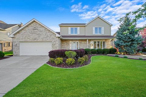 8050 Chesterton Dr, Woodridge, IL 60517
