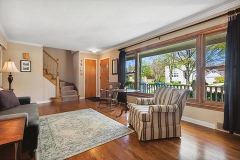 234 E Niagara Ave, Elmhurst, IL 60126 photo 3