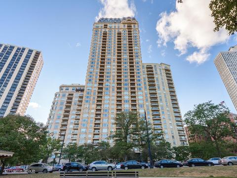 2550 N Lakeview Ave #N1701, Chicago, IL 60614