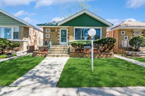 9033 S Phillips Ave, Chicago, IL 60617