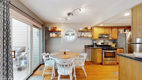 4 S775 Pinehurst Dr, Naperville, IL 60563 photo 9