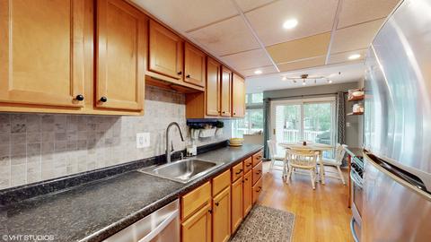 4 S775 Pinehurst Dr, Naperville, IL 60563 photo 12