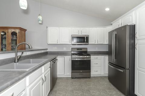 2953 Benson Ln, Normal, IL 61761 photo 11