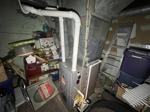 560 E 106th St, Chicago, IL 60628 photo 8