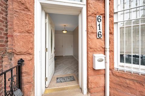 616 E 50th Pl, Chicago, IL 60615 photo 3