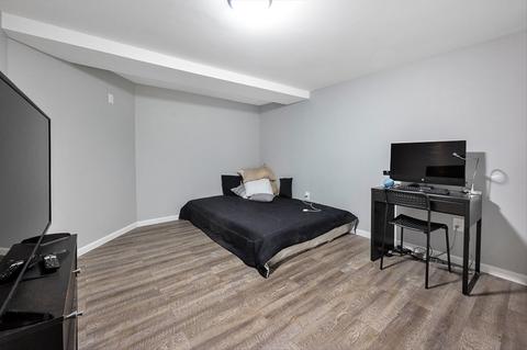 616 E 50th Pl, Chicago, IL 60615 photo 29