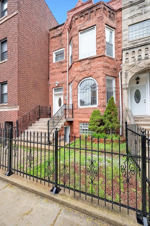 616 E 50th Pl, Chicago, IL 60615 photo 2