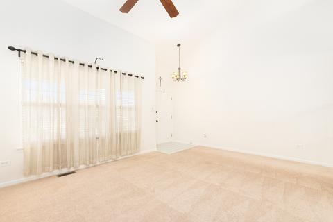 1501 Meyer Ct, Plainfield, IL 60586 photo 4