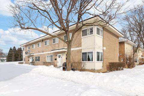 2034 Williamsburg Dr, Waukegan, IL 60085