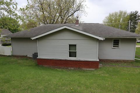 100 5th St, Walnut, IL 61376 photo 11