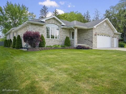 209 65th St, Willowbrook, IL 60527 photo 2