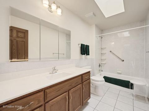 209 65th St, Willowbrook, IL 60527 photo 19