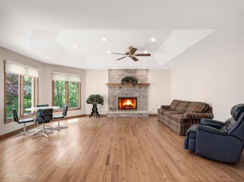 209 65th St, Willowbrook, IL 60527 photo 13