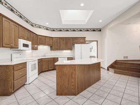 209 65th St, Willowbrook, IL 60527 photo 10