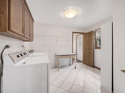 209 65th St, Willowbrook, IL 60527 photo 22
