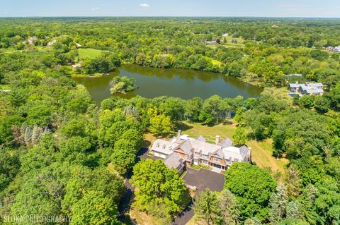 48 Brinker Rd, Barrington Hills, IL 60010