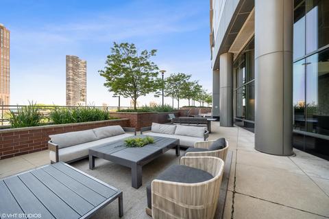450 E Waterside Dr #1002, Chicago, IL 60601 photo 49