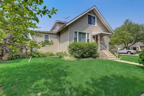 4000 Elm Ave, Brookfield, IL 60513