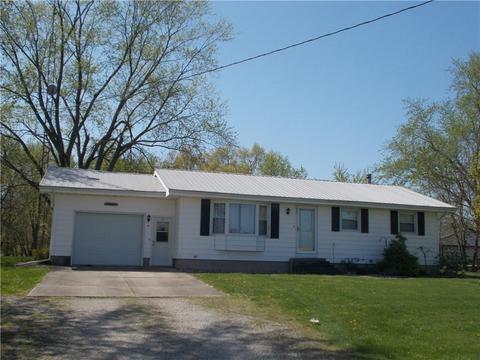 1450 225 North Rd, Cowden, IL 62422