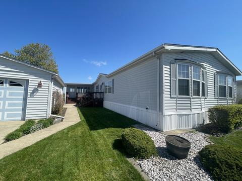 4908 Colonial Dr, Monee, IL 60449 photo 2