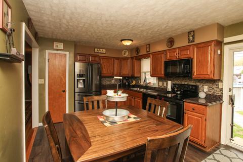 302 Grandview Dr, Normal, IL 61761 photo 10