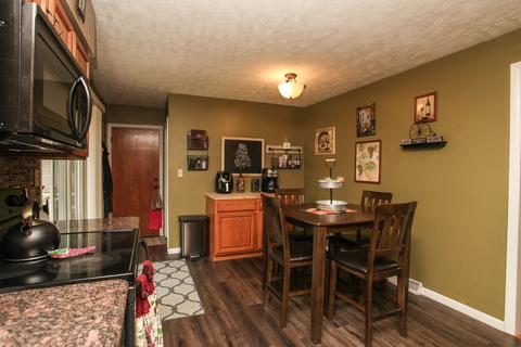 302 Grandview Dr, Normal, IL 61761 photo 8