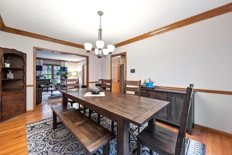 26 W106 Jerome Ave, Wheaton, IL 60187 photo 4