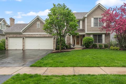 26 W106 Jerome Ave, Wheaton, IL 60187