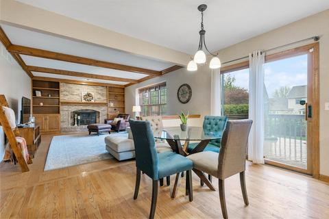 26 W106 Jerome Ave, Wheaton, IL 60187 photo 9