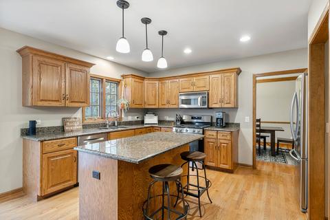 26 W106 Jerome Ave, Wheaton, IL 60187 photo 6