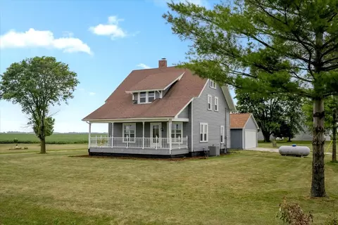 1799 County Road 2700, Ogden, IL 61859