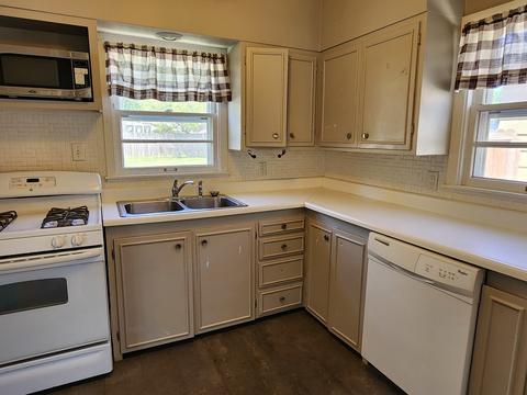 500 S Linden St, Normal, IL 61761 photo 12